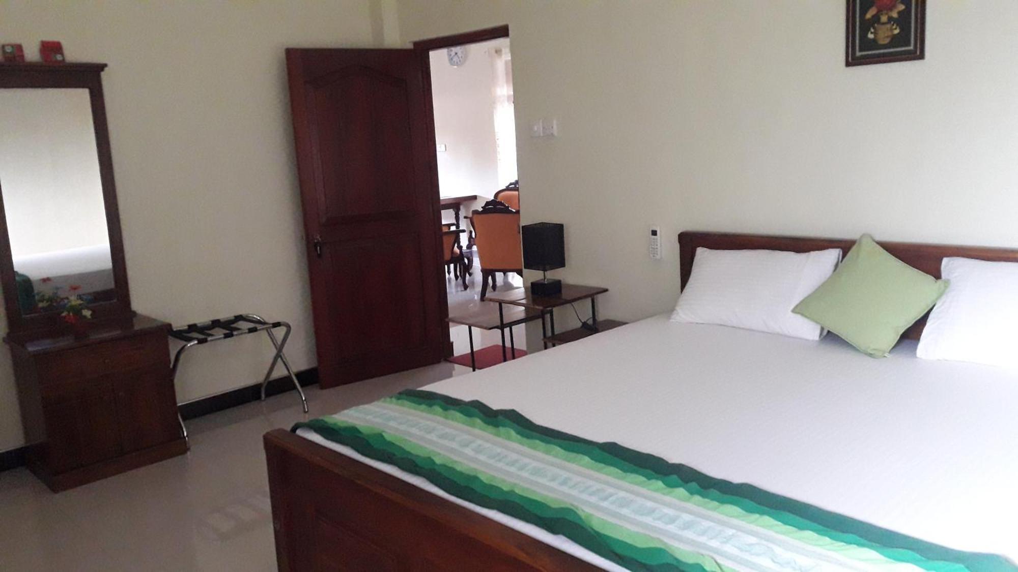 The Max Villa Negombo Exterior photo